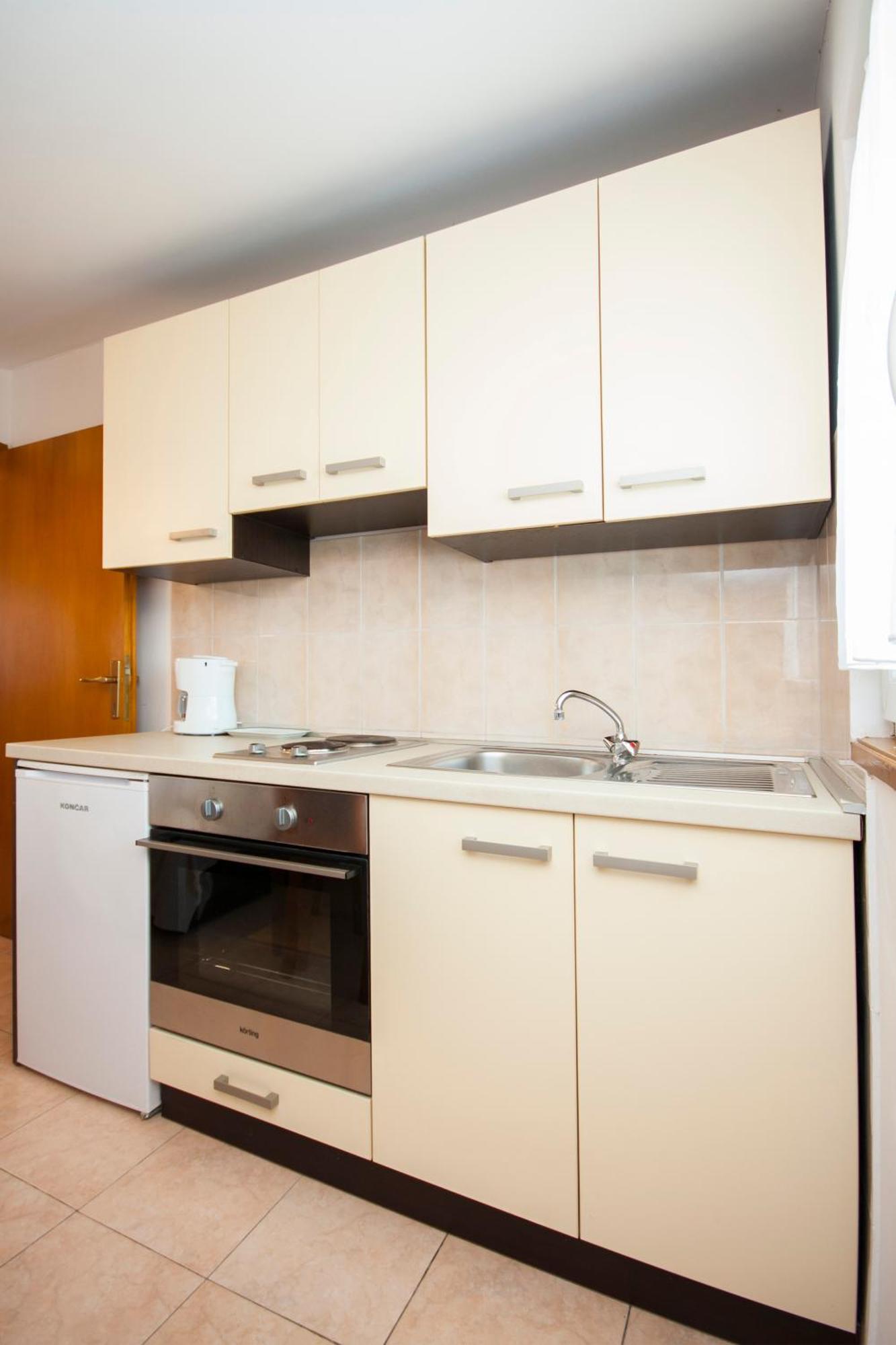 Petra Apartment *