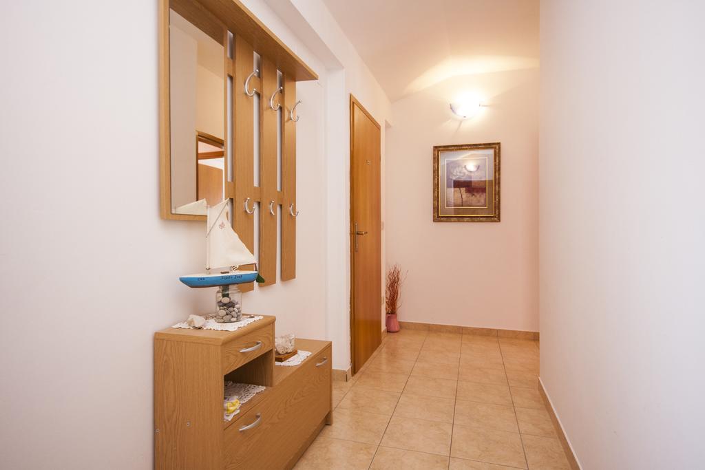 Petra Apartment *