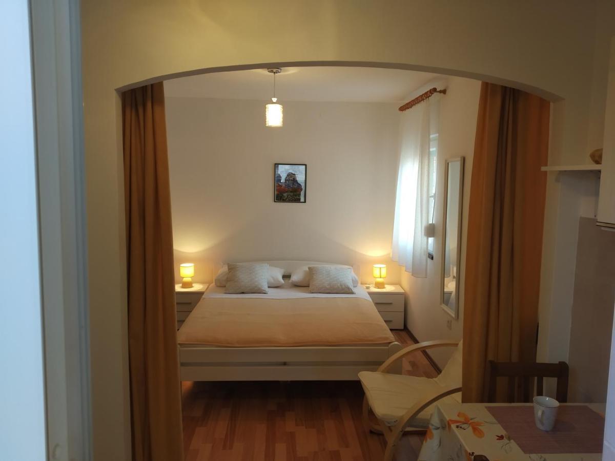 Apartment Petra Brodarica (Sibenik-Knin)